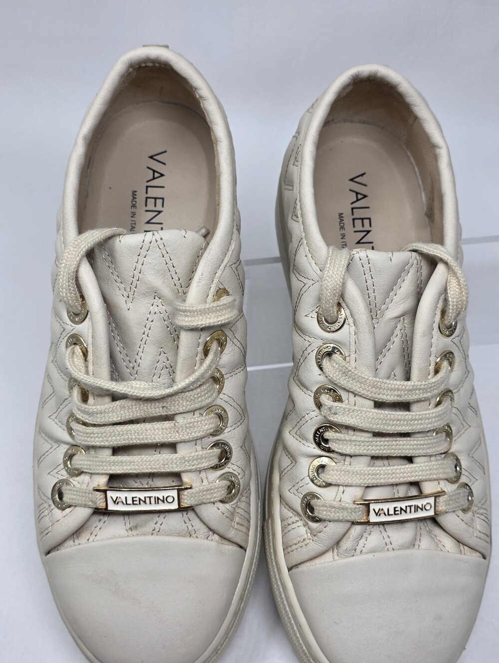 Valentino by Mario Valentino Women's Sneakers Size 6.5 Pre-owned - Picture 11 of 12